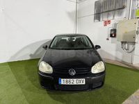 Usado VW Golf IV Highline 105 CV (77 kW) 2005 Negro Berlina