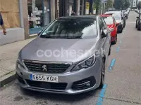 Usado Peugeot 308 Allure 130 CV (95 kW) 2017 Gris / plata Berlina