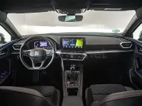 Usado Seat Leon FR 130 CV (95 kW) 2023 Gris plata Berlina