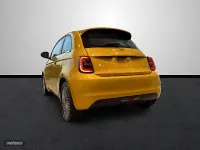 Nuevo Fiat 500 Icon 65 CV (47 kW) 2026 Amarillo Berlina