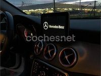 Usado Mercedes CLA200 Shooting Brake AMG line 156 CV (114 kW) 2016 Blanco Familiar