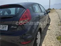 Usado Ford Fiesta Trend 68 CV (50 kW) 2010 Negro Berlina