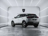 Usado Peugeot 3008 Allure 131 CV (96 kW) 2019 Blanco SUV