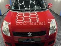 Usado Suzuki Swift GL 92 CV (67 kW) 2005 Rojo Utilitario