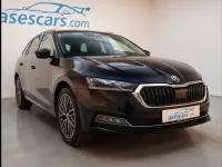 Usado Skoda Octavia Ambition 116 CV (85 kW) 2021 Negro Familiar