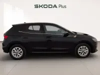 Usado Skoda Fabia Selection 95 CV (69 kW) 2025 Negro Utilitario