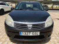 Usado Dacia Sandero Lauréate 75 CV (55 kW) 2010 Negro Berlina