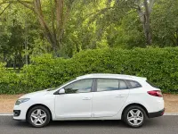 Usado Renault Mégane GrandTour Business 110 CV (80 kW) 2015 Blanco Familiar