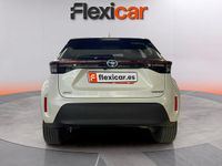 Usado Toyota Yaris Hybrid Active 116 CV (85 kW) 2022 Blanco