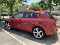 Usado Seat Leon Sport 160 CV (117 kW) 2012 Granate Berlina