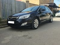 usado Opel Astra 1.7 CDTi 125 CV cosmo 5p