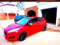 Usado Ford Fiesta 140 CV (102 kW) 2015 Rojo Berlina