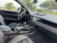 Usado Porsche Cayenne E-Hybrid 462 CV (339 kW) 2021 Negro SUV