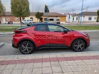 Usado Toyota C-HR 140 CV (102 kW) 2025 Rojo SUV