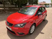 Usado Seat Ibiza Reference 90 CV (66 kW) 2013 Rojo Berlina