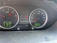 Usado Ford Fiesta Trend 68 CV (50 kW) 2005 Verde Utilitario