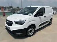Usado Opel Combo 102 CV (75 kW) 2022 Blanco Monovolumen