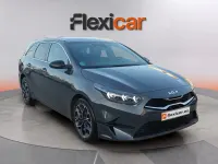 Usado Kia Ceed Style 100 CV (73 kW) 2025 Gris Utilitario