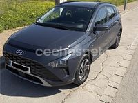 Usado Hyundai Bayon 100 CV (73 kW) 2024 Gris / plata SUV
