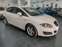 Usado Seat Leon Reference 90 CV (66 kW) 2010 Blanco Utilitario
