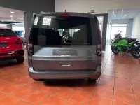 Usado VW Caddy 121 CV (88 kW) 2023 Gris Monovolumen
