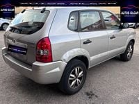 Usado Hyundai Tucson Comfort 140 CV (102 kW) 2010 Gris / plata SUV