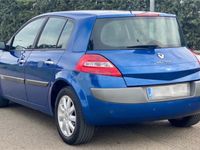 Usado Renault Mégane II Dynamique 86 CV (63 kW) 2006 Azul Utilitario