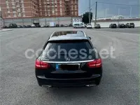 Usado Mercedes C220 AMG line 170 CV (125 kW) 2017 Negro Familiar