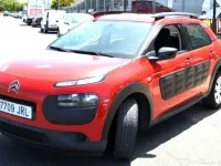 Käytetty Citroën C4 Cactus Feel 82 HP (60 kW) 2016 Punainen Viistoperä