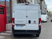 Usado Fiat Ducato Easy 140 CV (102 kW) 2023 Blanco Van