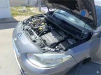 Usado Renault Fluence Dynamique 105 CV (77 kW) 2010 Gris / plata Berlina