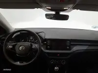 Usado Skoda Fabia Active 80 CV (58 kW) 2022 Blanco Utilitario