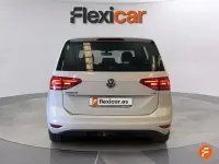 Usado VW Touran Advance 110 CV (80 kW) 2016 Blanco Monovolumen
