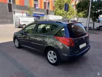 Usado Peugeot 207 Active 95 CV (69 kW) 2013 Marrón Familiar