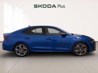 Usado Skoda Octavia RS 245 CV (180 kW) 2023 Azul Utilitario