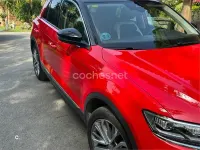 Usado VW T-Roc Sportline 150 CV (110 kW) 2018 Rojo SUV
