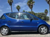 Usado Mercedes A140 Elegance 82 CV (60 kW) 1999 Azul Monovolumen