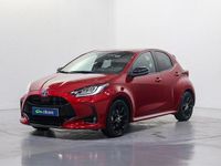 Usado Toyota Yaris Hybrid Style 116 CV (85 kW) 2022 Rojo Berlina
