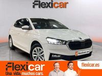 Usado Skoda Fabia Selection 95 CV (69 kW) 2024 Blanco Berlina