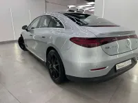 Usado Mercedes EQE300 180 kW (245 CV) 2023 Gris Berlina
