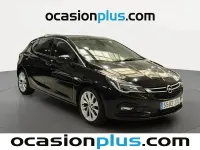 Usado Opel Astra Excellence 150 CV (110 kW) 2017 Negro Berlina