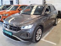 Usado VW T-Roc Life 115 CV (84 kW) 2022 Gris / plata SUV