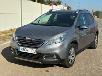 Usado Peugeot 2008 Access 82 CV (60 kW) 2016 Gris / plata SUV