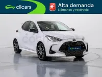 Usado Toyota Yaris Hybrid Sport 116 CV (85 kW) 2022 Blanco Berlina