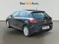 Usado Seat Ibiza Style Plus 110 CV (80 kW) 2022 Azul Utilitario