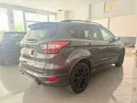 Usado Ford Kuga ST-Line 180 CV (132 kW) 2017 Gris / plata SUV