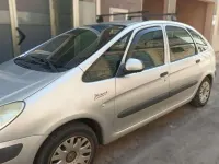 Usado Citroën Xsara 92 CV (67 kW) 2010 Gris Monovolumen