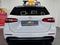 Usado Mercedes B200 150 CV (110 kW) 2021 Blanco Monovolumen