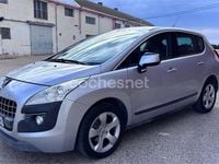 Usado Peugeot 3008 112 CV (82 kW) 2011 Gris / plata Familiar