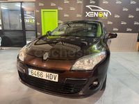 Usado Renault Mégane Authentique 100 CV (73 kW) 2011 Marrón Berlina